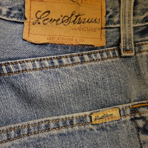 Levi's Strass - Picture 3 of 3